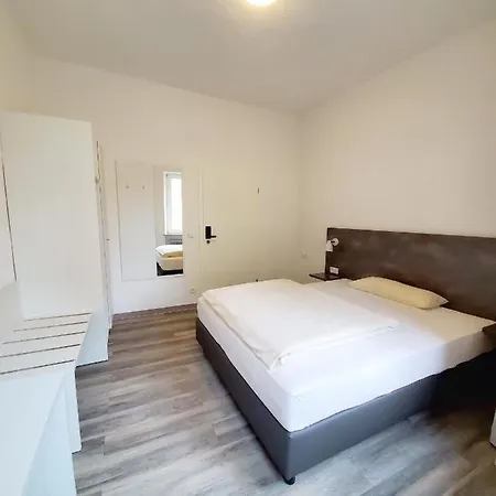 Zimmervermietung Sanderstrasse * Wurtzbourg